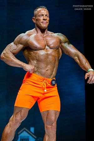 MEN`S PHYSIQUE МАСТЕРА +40